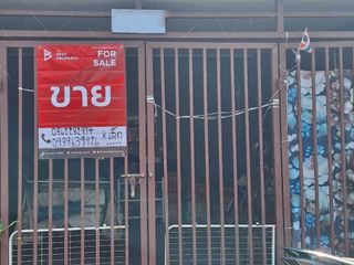 For sale 1 bed townhouse in Mueang Samut Prakan, Samut Prakan