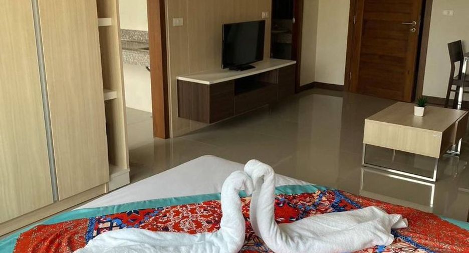 For sale 82 bedrooms apartment in Si Racha, Chonburi