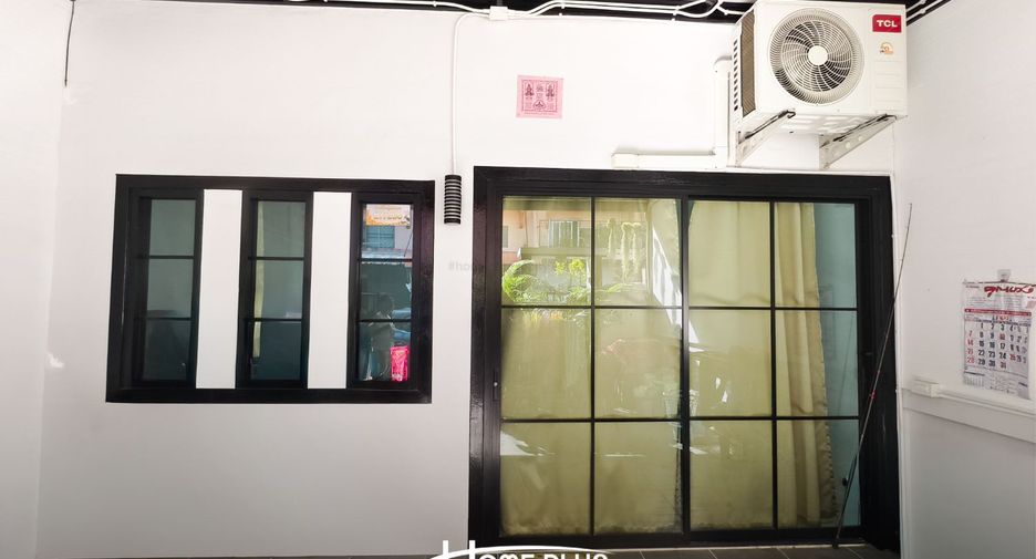 For sale 2 bedrooms townhouse in Don Mueang, Bangkok