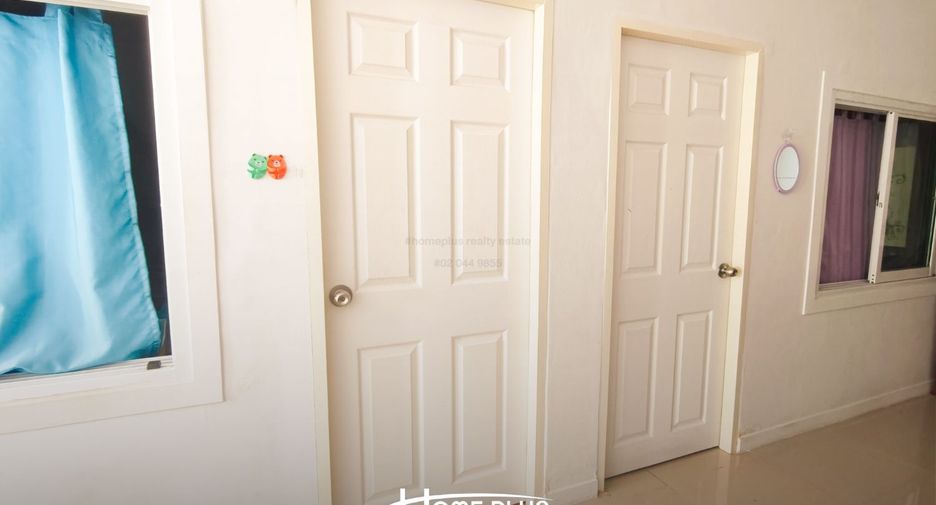 For sale 2 bedrooms townhouse in Don Mueang, Bangkok