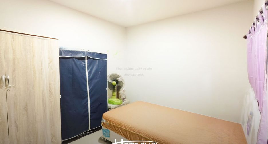 For sale 2 bedrooms townhouse in Don Mueang, Bangkok