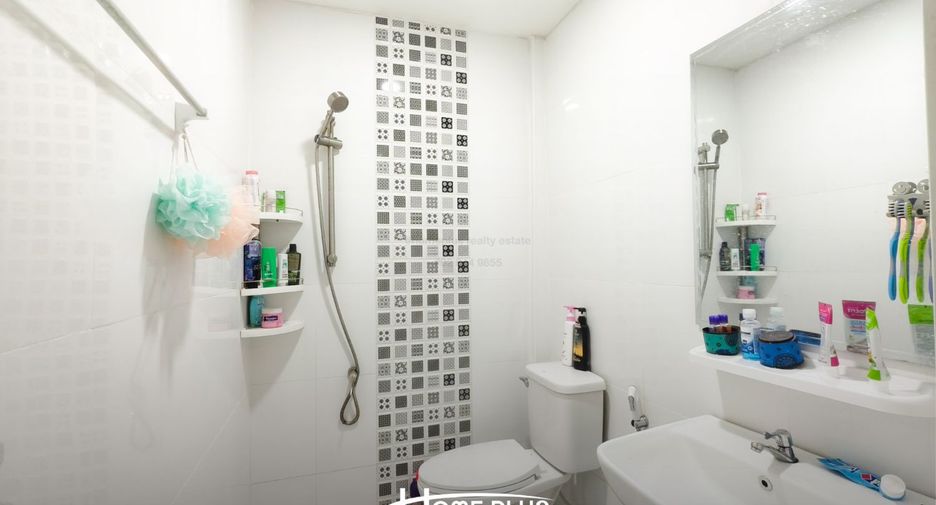 For sale 2 bedrooms townhouse in Don Mueang, Bangkok