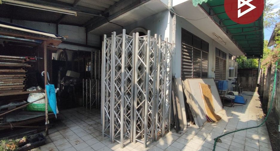 For sale 7 bedrooms house in Bang Sue, Bangkok