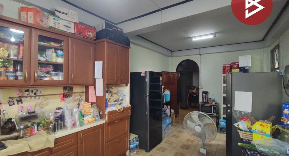 For sale 7 bedrooms house in Bang Sue, Bangkok