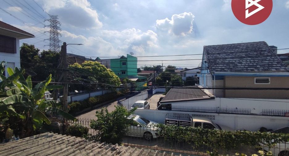 For sale 7 bedrooms house in Bang Sue, Bangkok