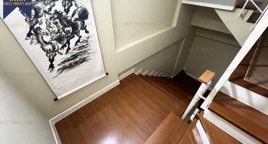 Gewerbefläche zum Kauf mit 6 Zimmer in Prawet, Bangkok