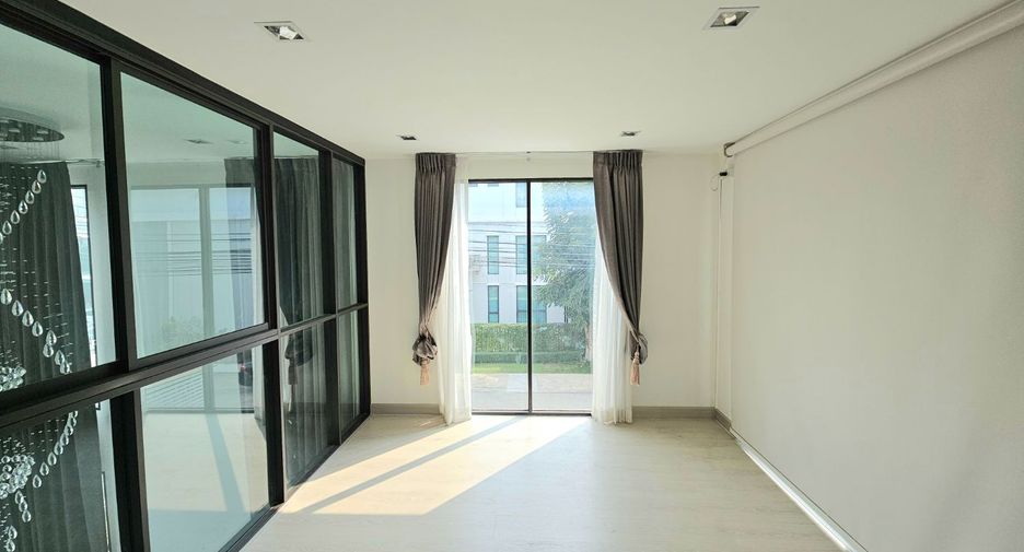 ขาย 3 ห้องนอน ทาวน์เฮ้าส์ ใน บางเขน, กรุงเทพฯ