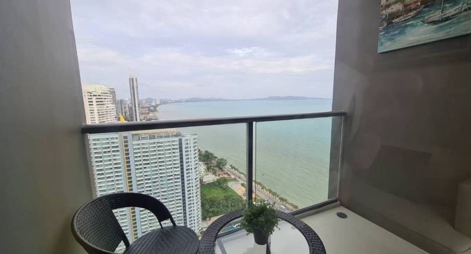 For rent 2 bedrooms condo in Bang Lamung, Chonburi
