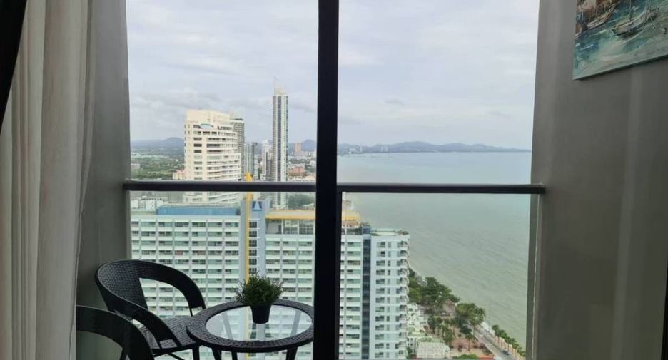 For rent 2 bedrooms condo in Bang Lamung, Chonburi