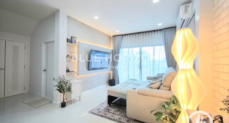 For sale 4 bedrooms house in Bang Lamung, Chonburi
