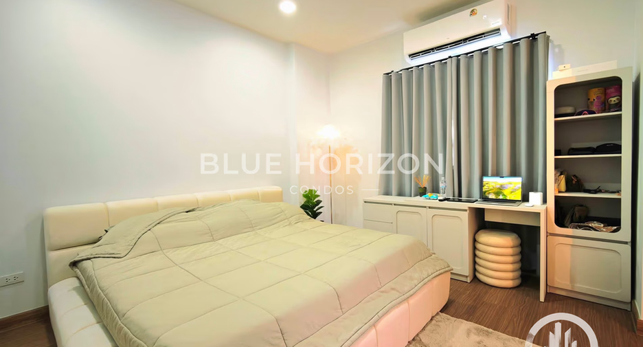 For sale 4 bedrooms house in Bang Lamung, Chonburi