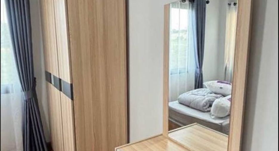 Haus zur Miete mit 3 Zimmer in Si Racha, Chonburi