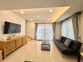 À louer 3 chambres maison à Bang Lamung, Chonburi