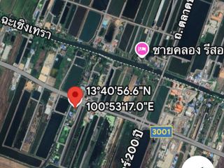 Terreno en venta en Bang Bo, Samut Prakan