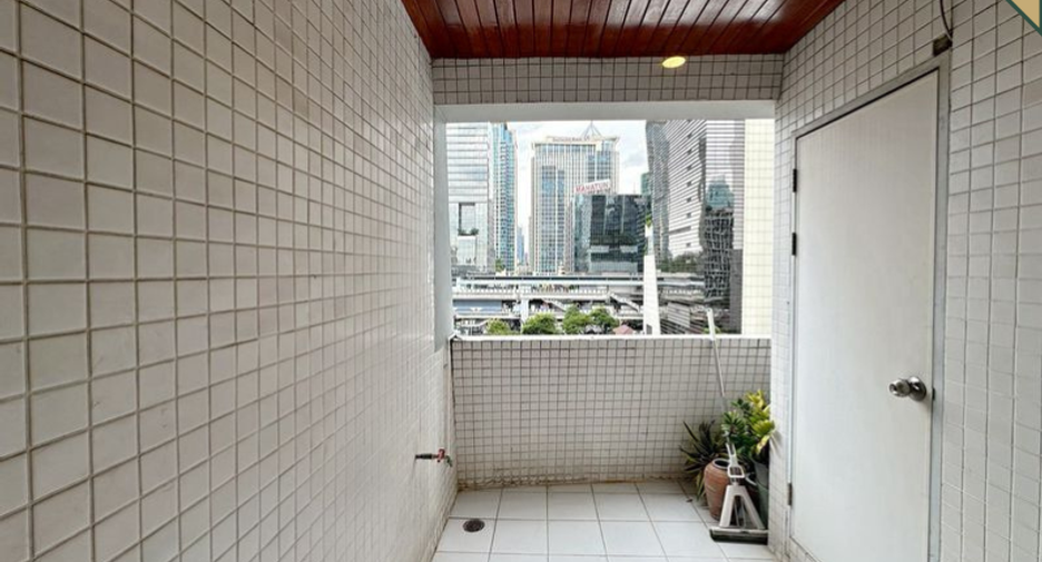 À vendre 3 chambres condo à Khlong Toei, Bangkok