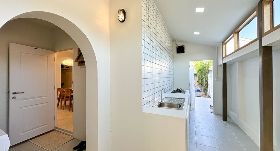 Casa en venta de 4 habitaciones en Doi Saket, Chiang Mai