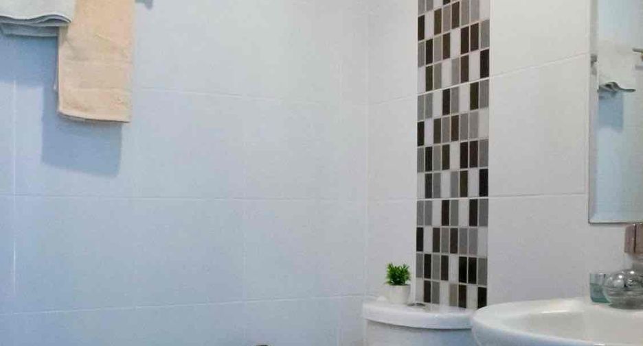 For sale 1 bed condo in Khan Na Yao, Bangkok