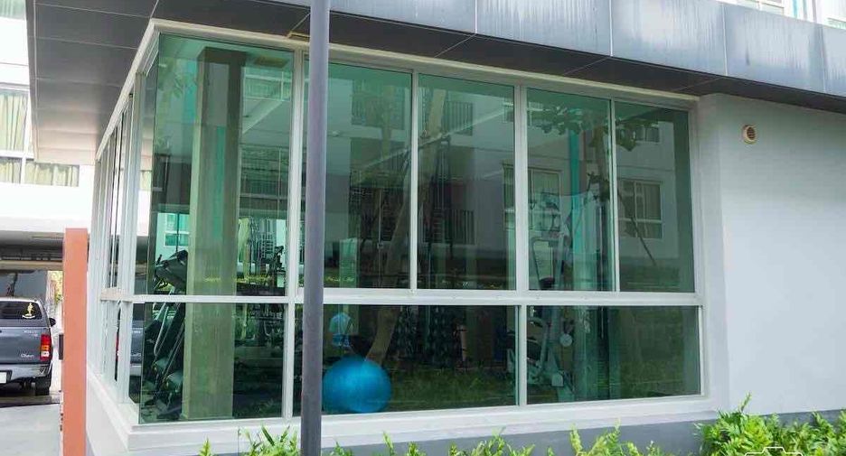 For sale 1 bed condo in Khan Na Yao, Bangkok