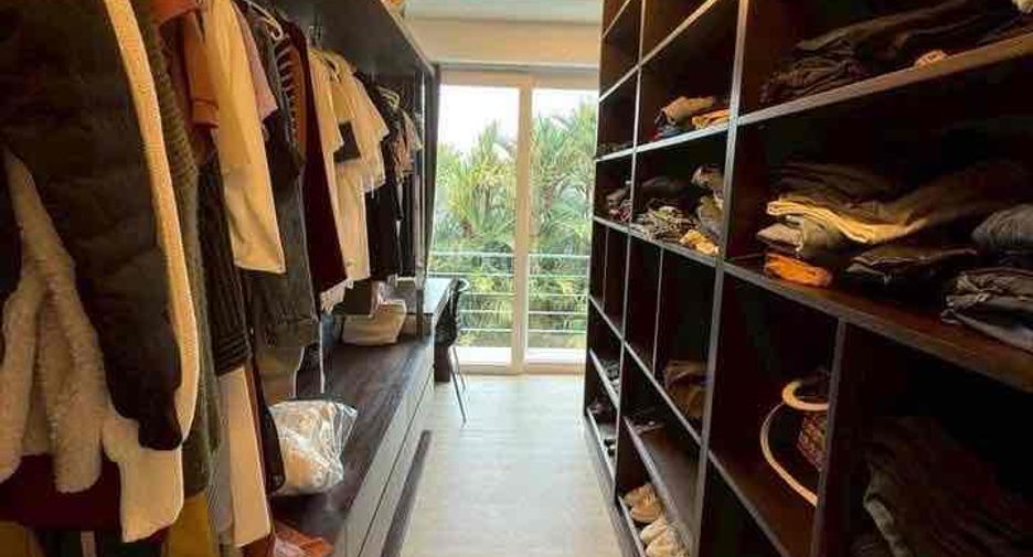 For rent and for sale 5 bedrooms villa in Bang Lamung, Chonburi