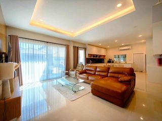 Villa zur Miete mit 3 Zimmer in Bang Lamung, Chonburi