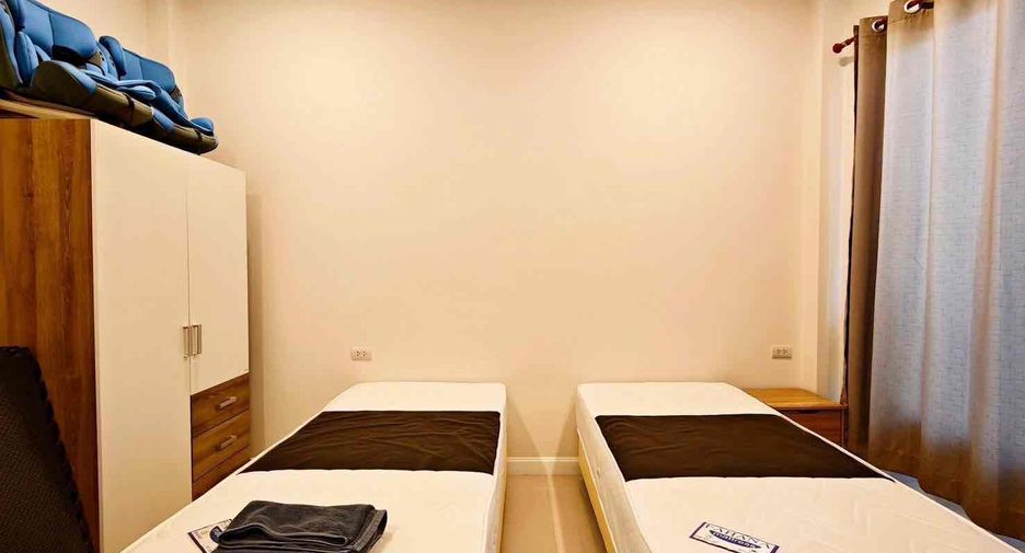 For rent 3 bedrooms villa in Bang Lamung, Chonburi