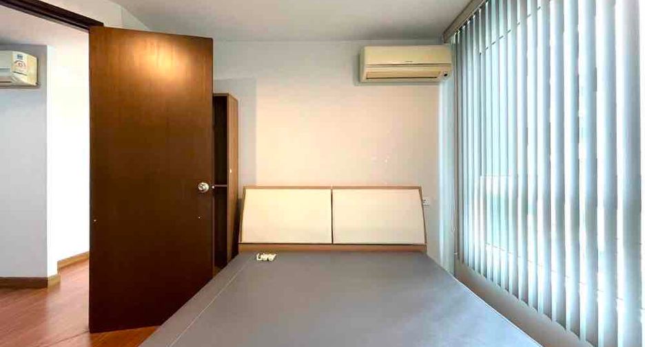 For sale 1 bed condo in Huai Khwang, Bangkok
