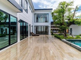 Villa en venta de 4 habitaciones en Mueang Chiang Mai, Chiang Mai