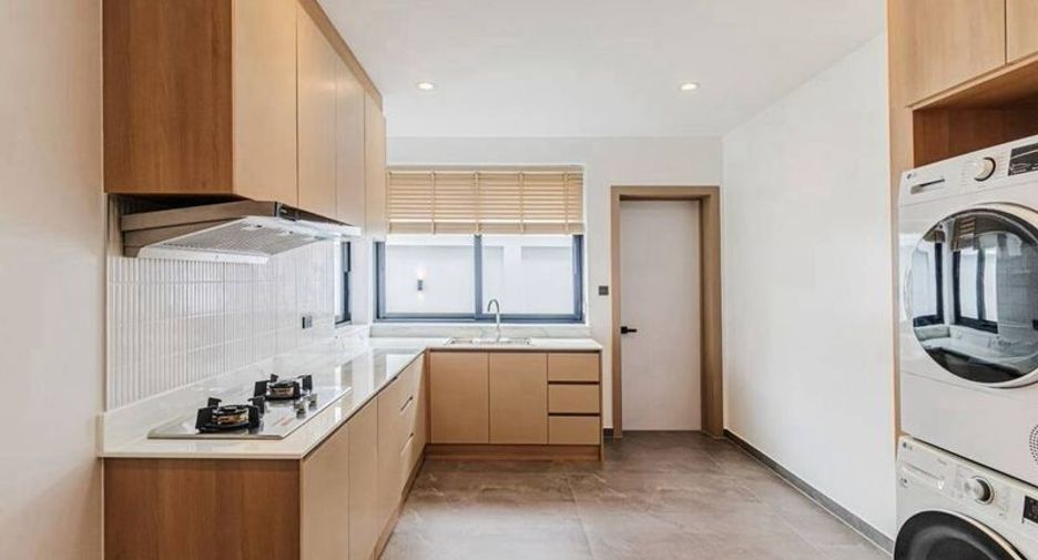 ขาย 4 ห้องนอน วิลล่า ใน เมืองเชียงใหม่, เชียงใหม่