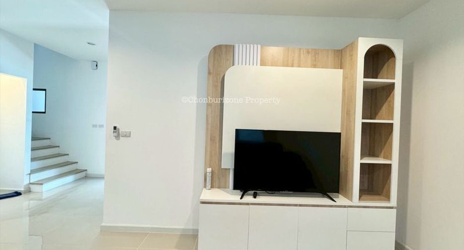 For rent 3 bedrooms house in Si Racha, Chonburi