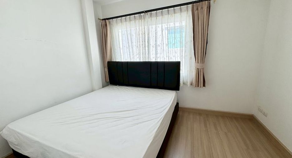 For rent 3 bedrooms house in Si Racha, Chonburi