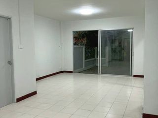 For sale 2 bedrooms townhouse in Lat Krabang, Bangkok