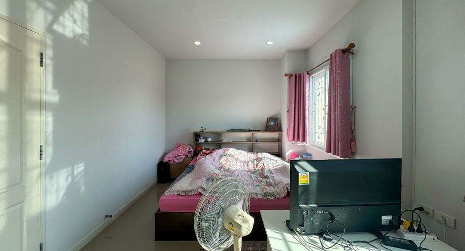 For sale 3 bedrooms townhouse in Bang Phli, Samut Prakan