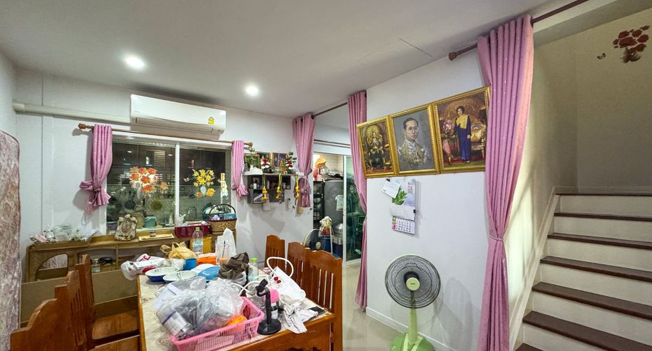 For sale 3 bedrooms townhouse in Bang Phli, Samut Prakan