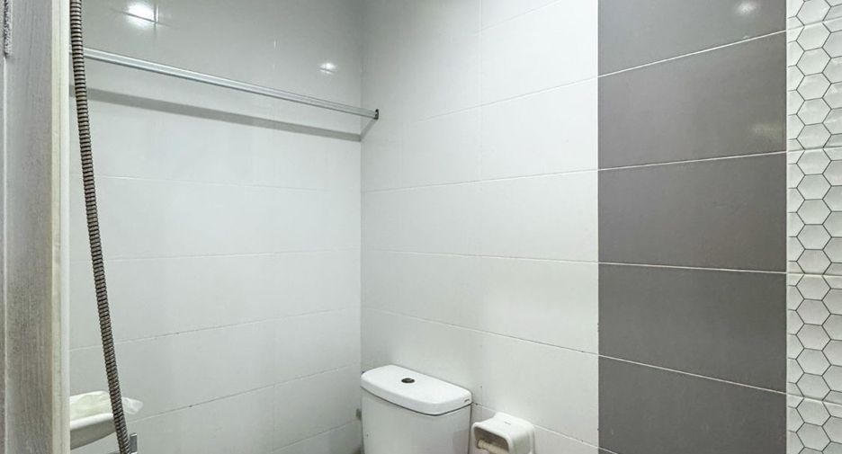 For sale 3 bedrooms townhouse in Bang Phli, Samut Prakan