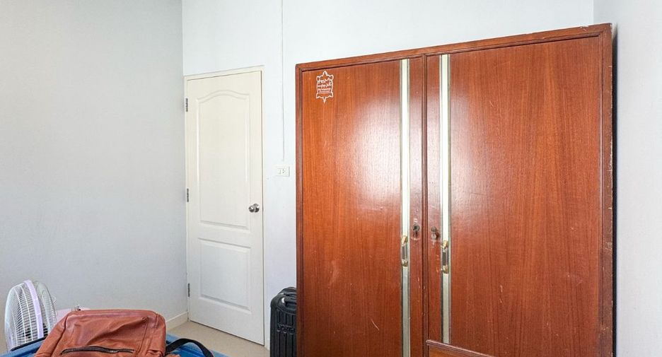 For sale 3 bedrooms townhouse in Bang Phli, Samut Prakan