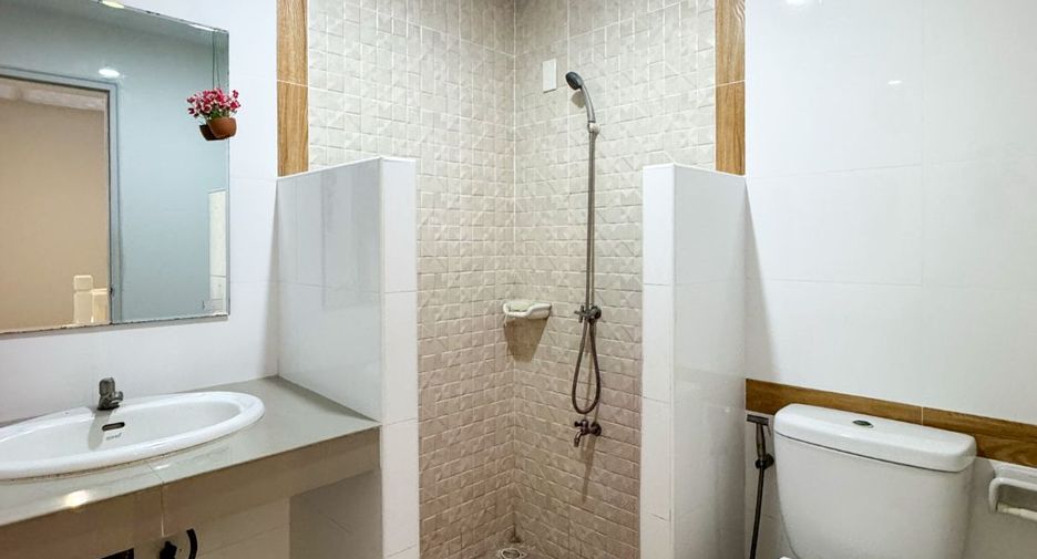 For sale 3 bedrooms townhouse in Bang Phli, Samut Prakan