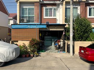 出售 3 卧室 联排别墅 在 Bang Phli, Samut Prakan