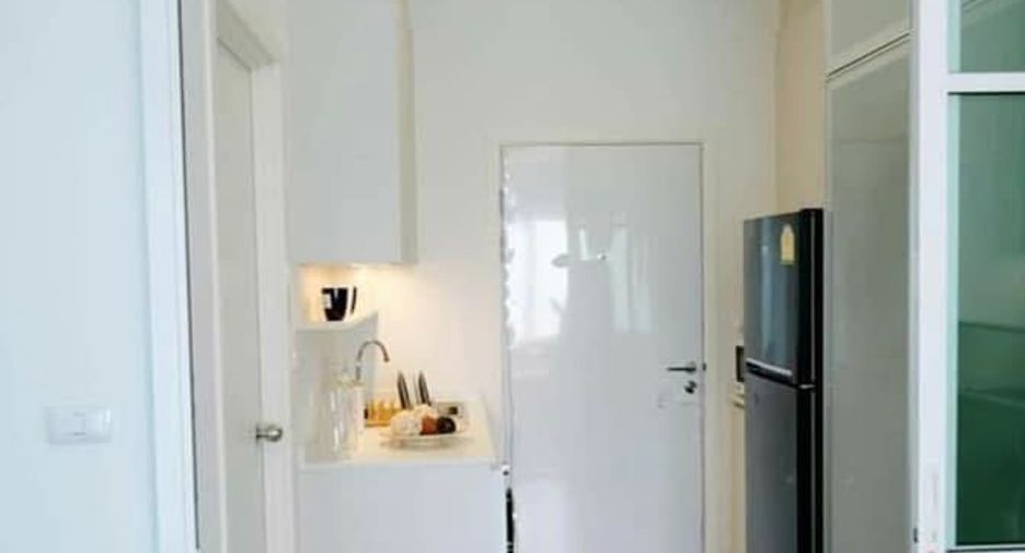 For sale 1 bed condo in Huai Khwang, Bangkok