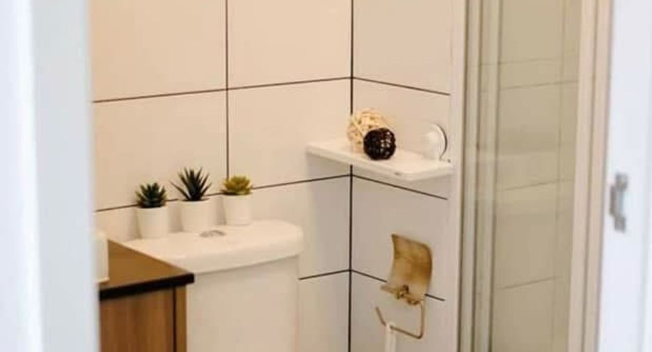 For sale 1 bed condo in Huai Khwang, Bangkok