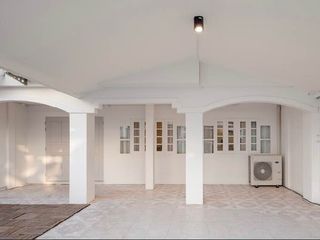 Casa adosada en alquiler de 4 habitaciones en Bang Na, Bangkok