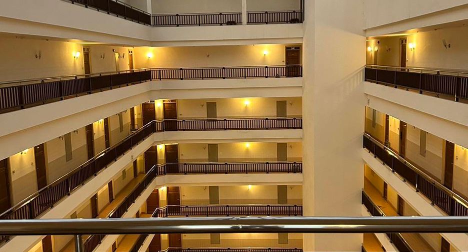 For sale 2 bedrooms condo in Sathon, Bangkok