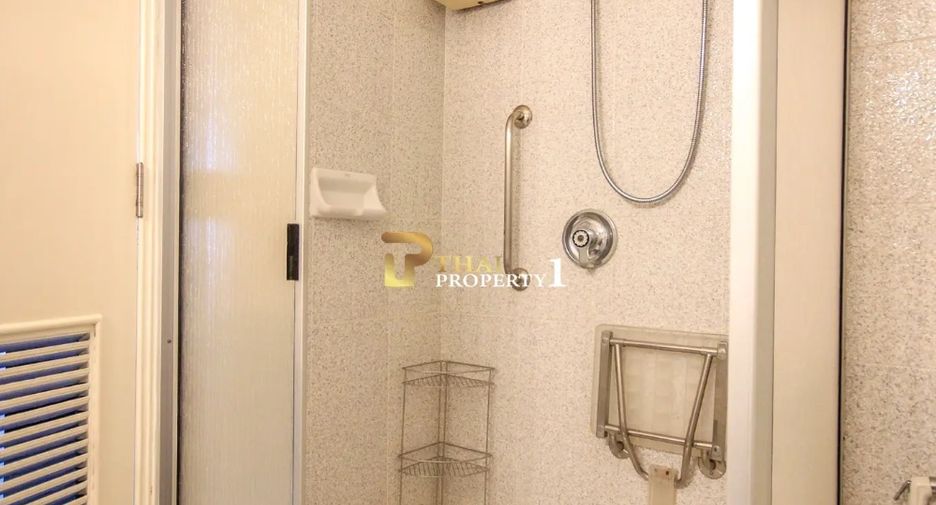 For sale 3 bedrooms condo in Cha Am, Phetchaburi