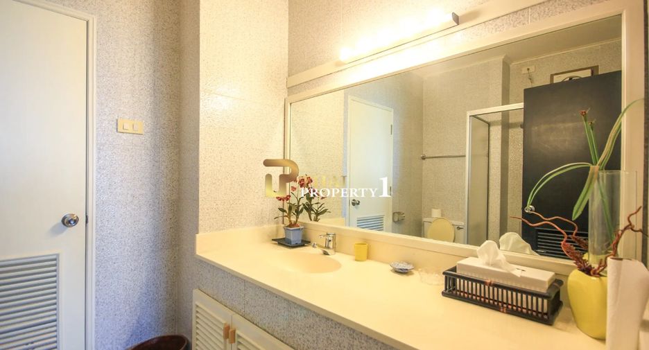 For sale 3 bedrooms condo in Cha Am, Phetchaburi