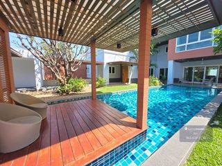 For rent and for sale 6 bedrooms house in Suan Luang, Bangkok