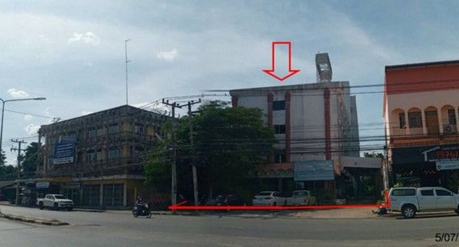 For sale 1 bed hotel in Sawankhalok, Sukhothai