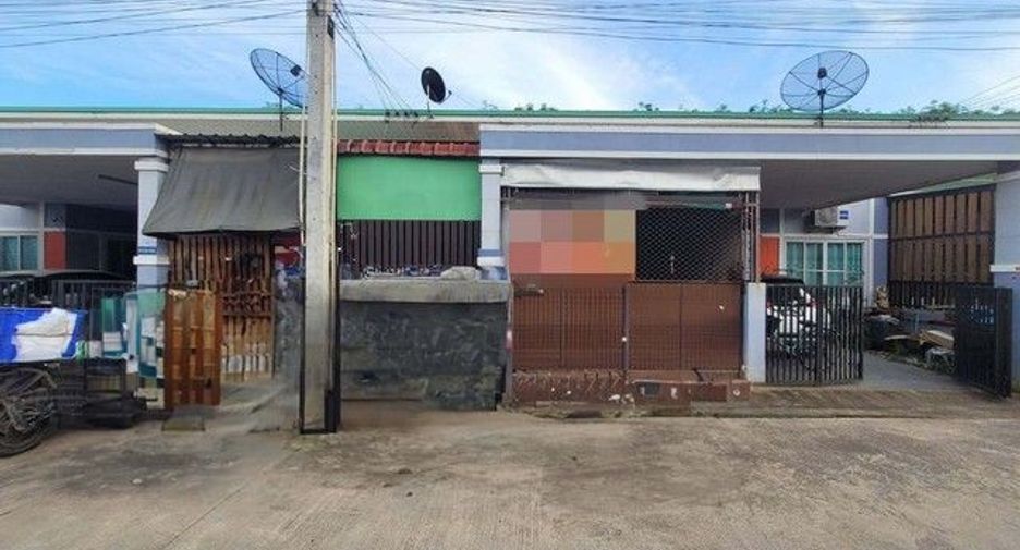 For sale 2 ベッドルーム townhouse in Ban Khai, Rayong