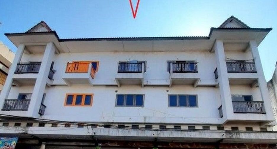 For sale 1 bed retail Space in Mueang Lamphun, Lamphun