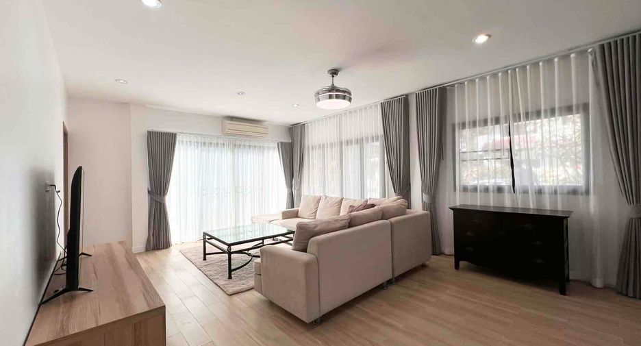 À louer et à vendre 3 chambres villa à Sattahip, Chonburi