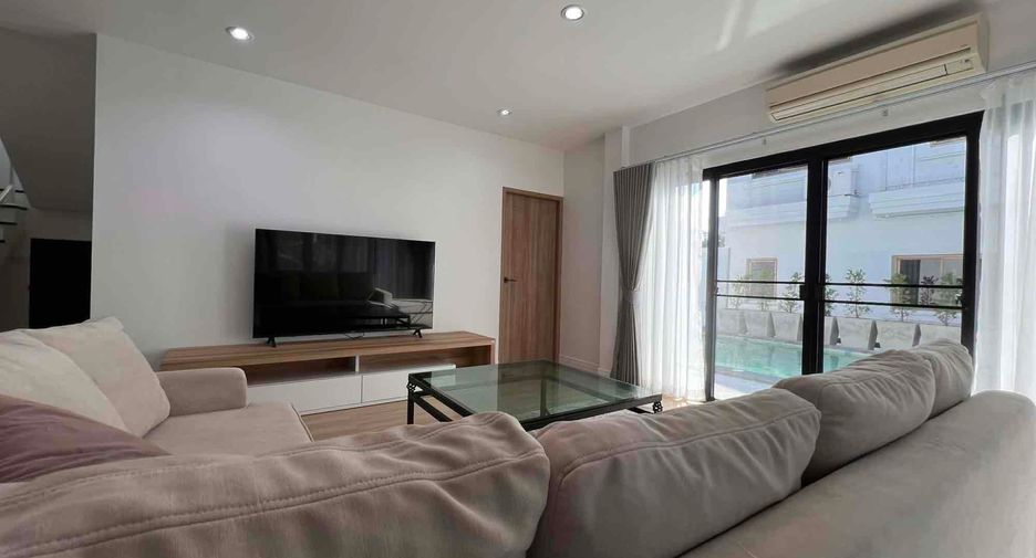 À louer et à vendre 3 chambres villa à Sattahip, Chonburi