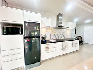 Condo en alquiler de 3 habitaciones en Na Jomtien, Pattaya